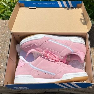 NWT Adidas suede sneakers in pink